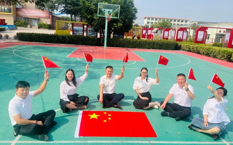 一抹好博红（摄影