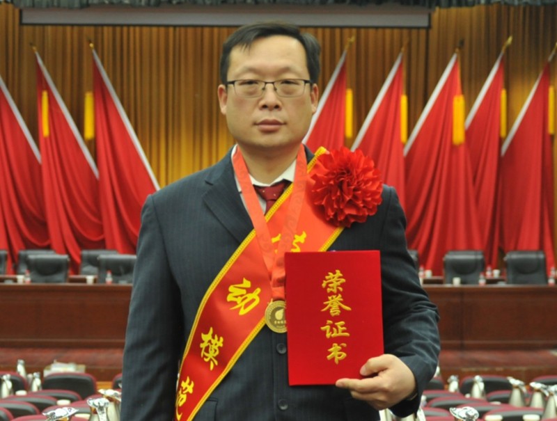 潘光强